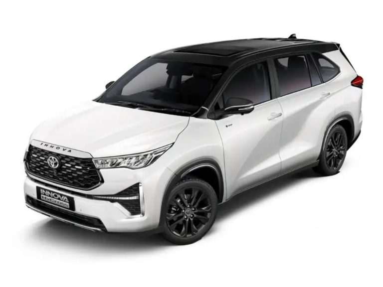 Toyota Innova HyCross