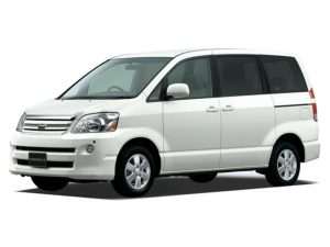Toyota Noah (2001-2007)