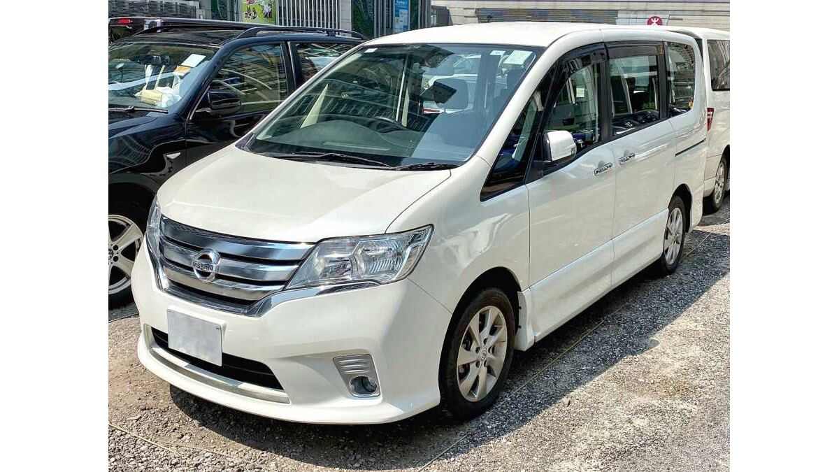 Nissan Serena 2.0 Highway Star 4th Gen